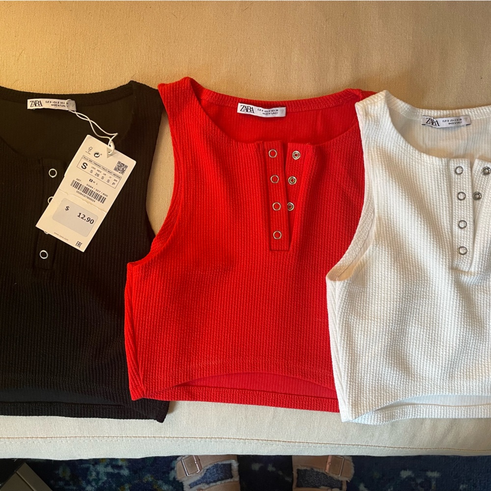 ZARA crop tops in black, red and white. Size S.